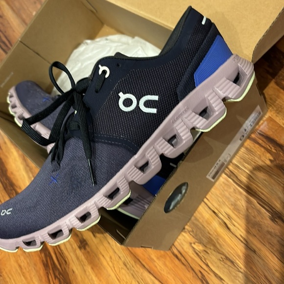 Used shoes but like new. - Picture 7 of 12